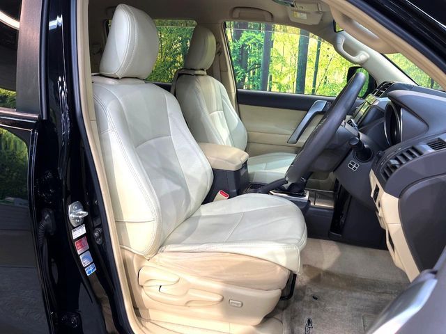 TOYOTA LANDCRUISER PRADO 2015 Image 31