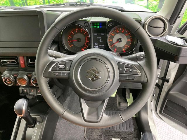 SUZUKI JIMNY 4WD 2024 Image 31