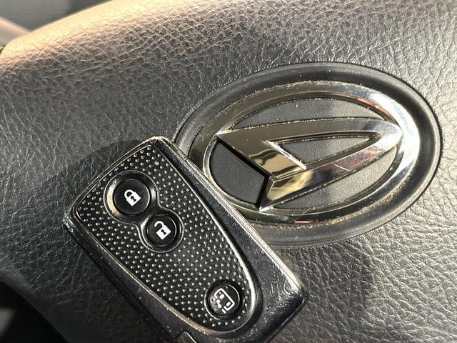 DAIHATSU TANTO CUSTOM 2012 Image 31