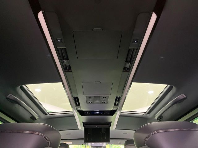 TOYOTA VELLFIRE  HYBRID 2024 Image 31