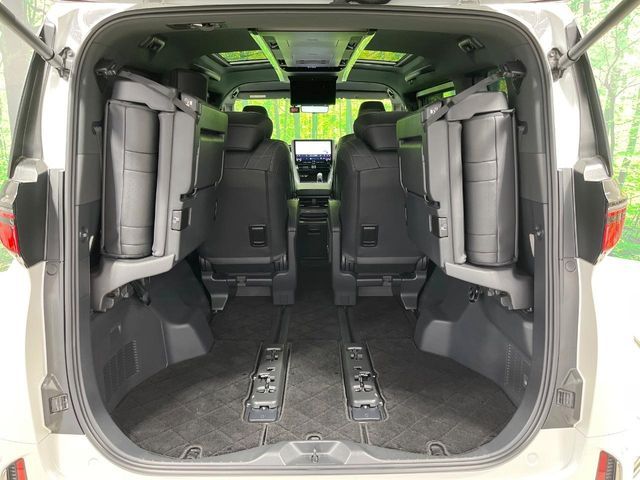 TOYOTA VELLFIRE  HYBRID 2024 Image 31