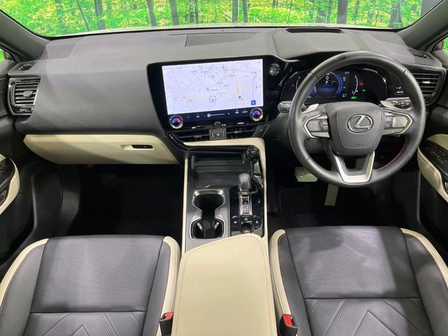 TOYOTA LEXUS NX350H 2023 Image 31
