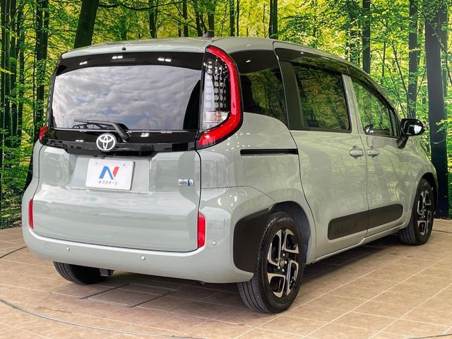 TOYOTA SIENTA HYBRID 2023 Image 31