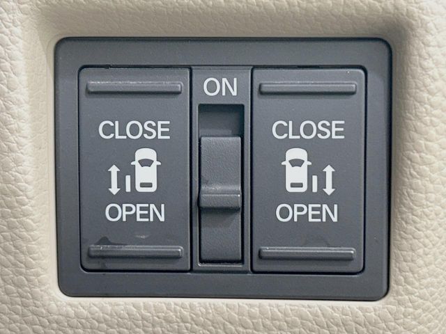 HONDA N BOX 2019 Image 31