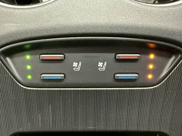 TOYOTA HARRIER HYBRID 2023 Image 31