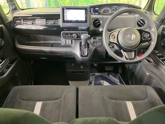 HONDA N BOX CUSTOM 2022 Image 31