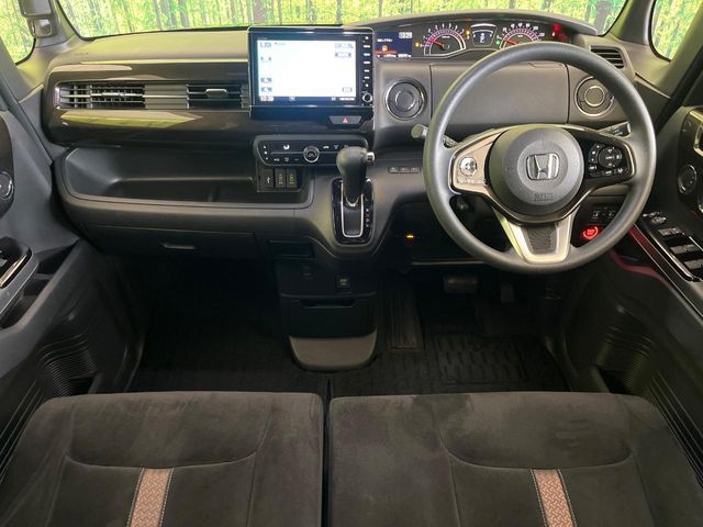 HONDA N BOX CUSTOM 2018 Image 31