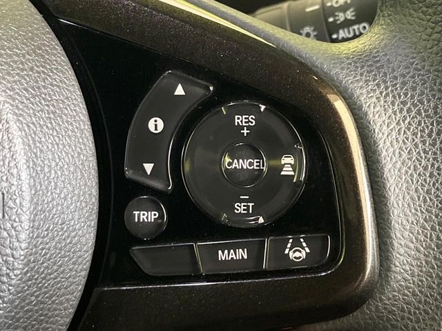 HONDA N BOX CUSTOM 2018 Image 31