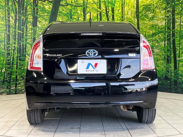 TOYOTA PRIUS 2012 Image 31