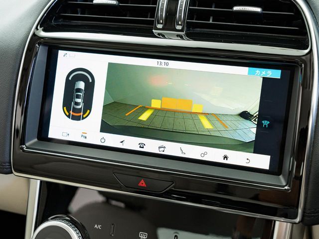 JAGUAR XESERIES 2019 Image 31