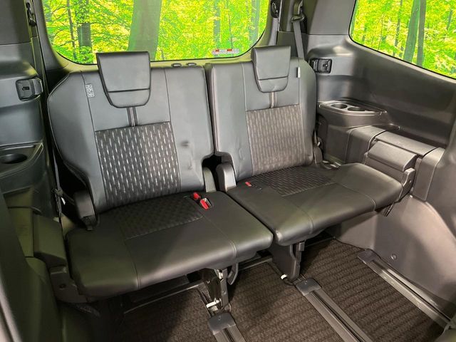 TOYOTA NOAH HYBRID 4WD 2023 Image 31