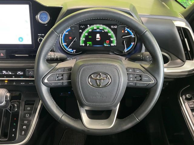 TOYOTA NOAH HYBRID 4WD 2023 Image 31