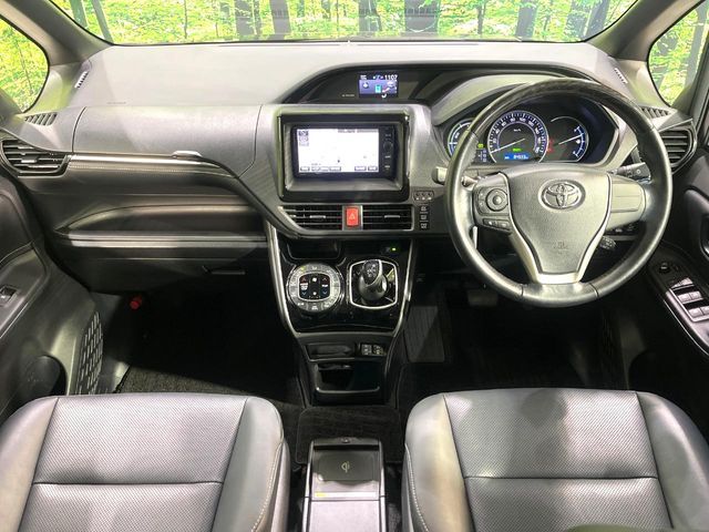 TOYOTA ESQUIRE HYBRID 2015 Image 31