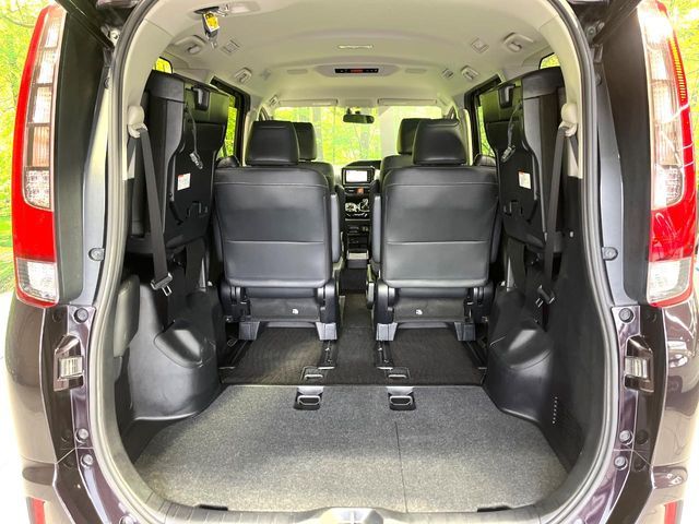 TOYOTA ESQUIRE HYBRID 2015 Image 31