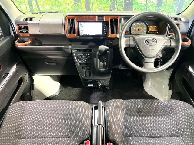 DAIHATSU HIJET CARGO 4WD 2018 Image 31