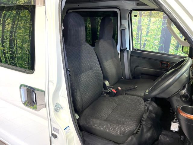 DAIHATSU HIJET CARGO 4WD 2018 Image 31