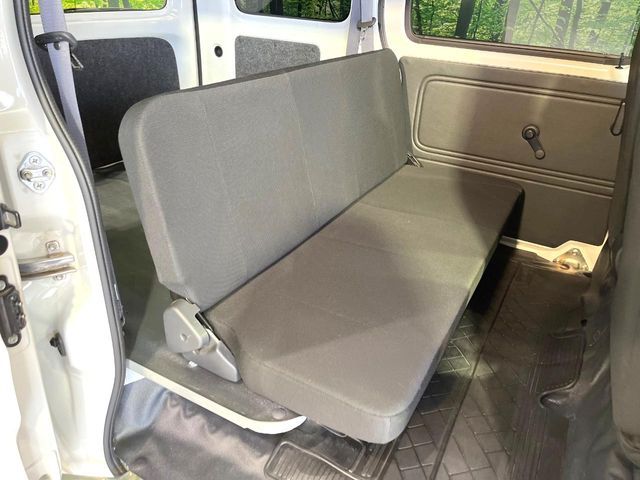 DAIHATSU HIJET CARGO 4WD 2018 Image 31