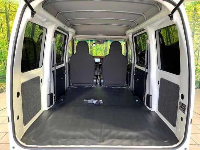 DAIHATSU HIJET CARGO 4WD 2018 Image 31