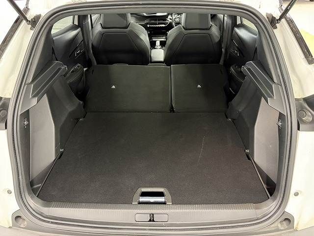 PEUGEOT 2008 2021 Image 31