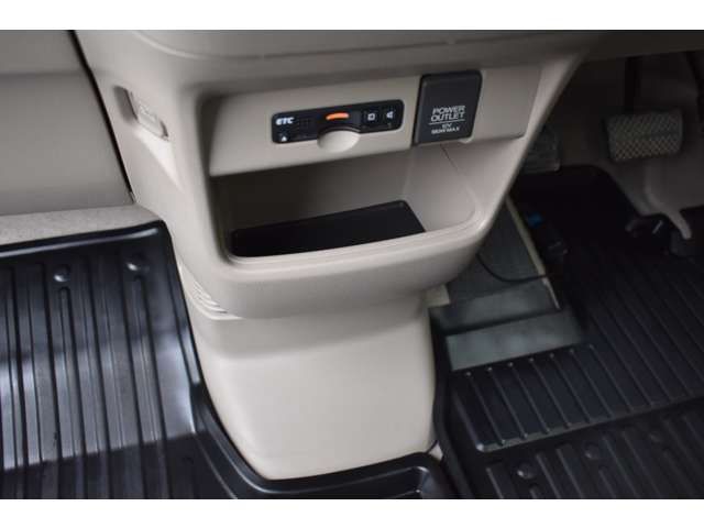 HONDA N BOX 2016 Image 31