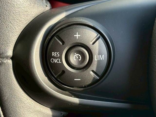 BMW MINI COOPER S OP 2017 Image 31