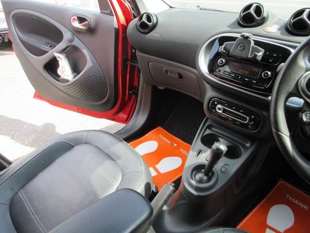 MCC SMART FORFOUR 2017 Image 31