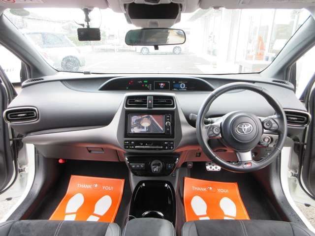 TOYOTA PRIUS PHV 2017 Image 31