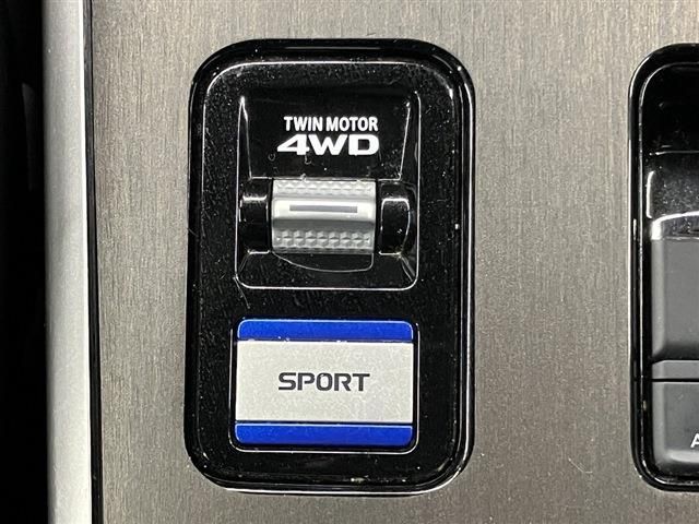 MITSUBISHI OUTLANDER PHEV 2018 Image 31