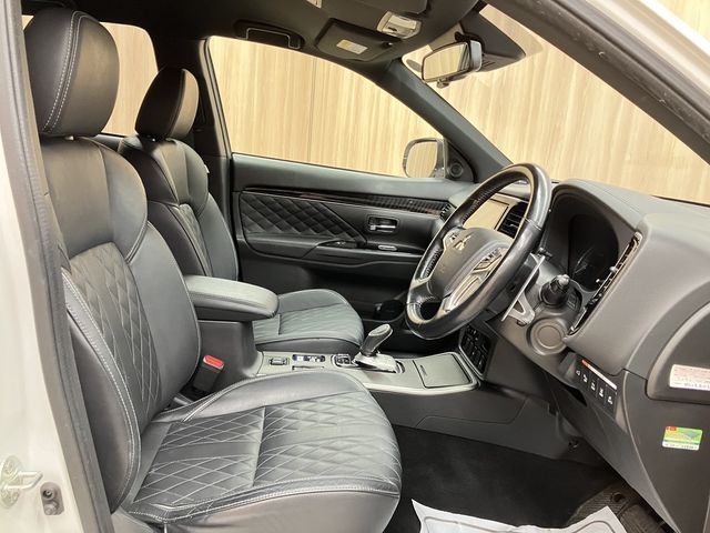 MITSUBISHI OUTLANDER PHEV 2018 Image 31