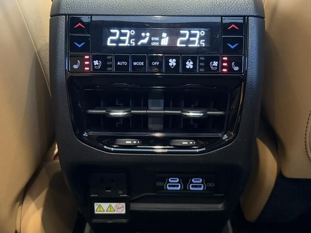 JEEP GRAND CHEROKEE 2023 Image 31