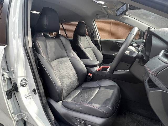 TOYOTA RAV4 4WD 2023 Image 31