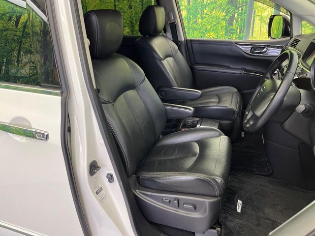 NISSAN ELGRAND 2013 Image 31