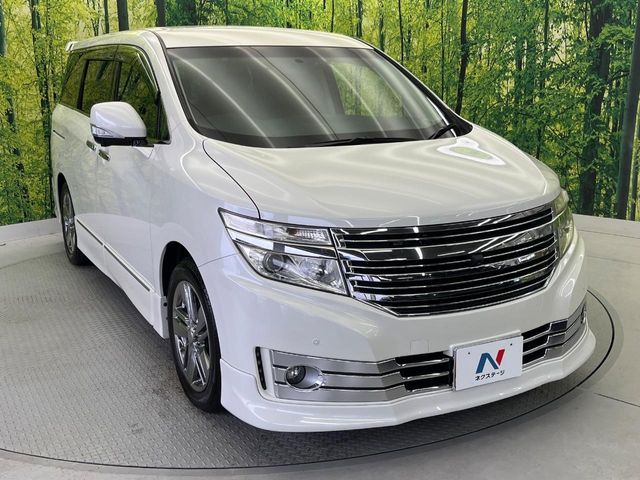 NISSAN ELGRAND 2013 Image 31