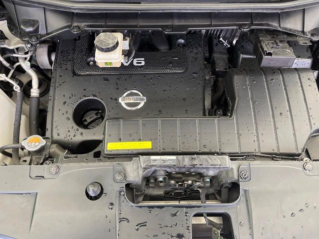 NISSAN ELGRAND 2013 Image 31