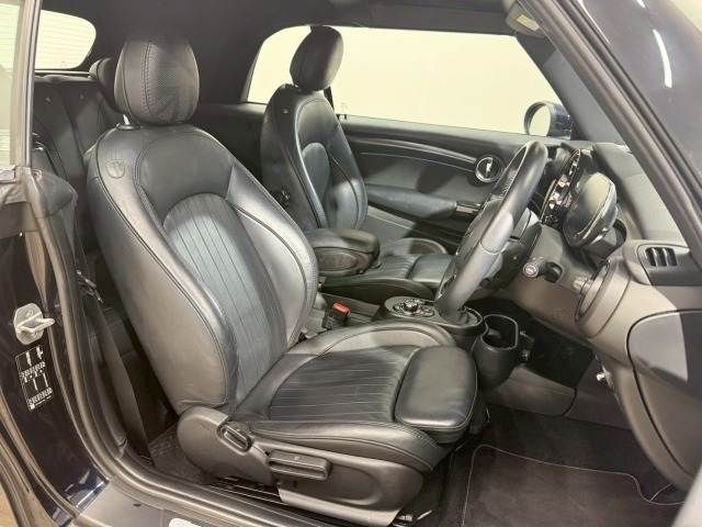 BMW MINI COOPER S OPEN 2023 Image 31