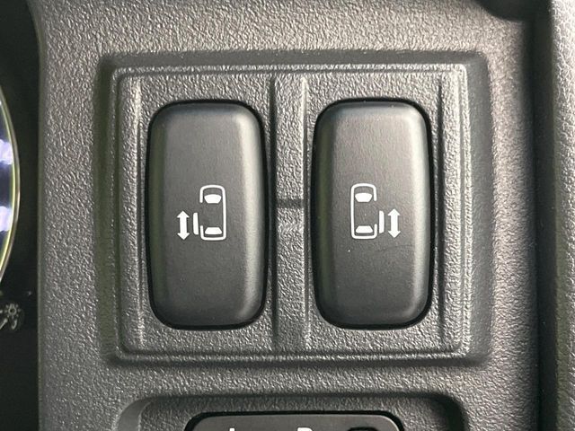 MITSUBISHI DELICA D:5 4WD 2014 Image 31