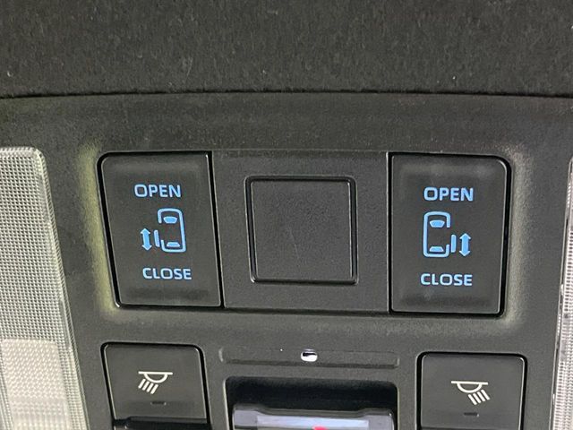 TOYOTA VOXY 2023 Image 31