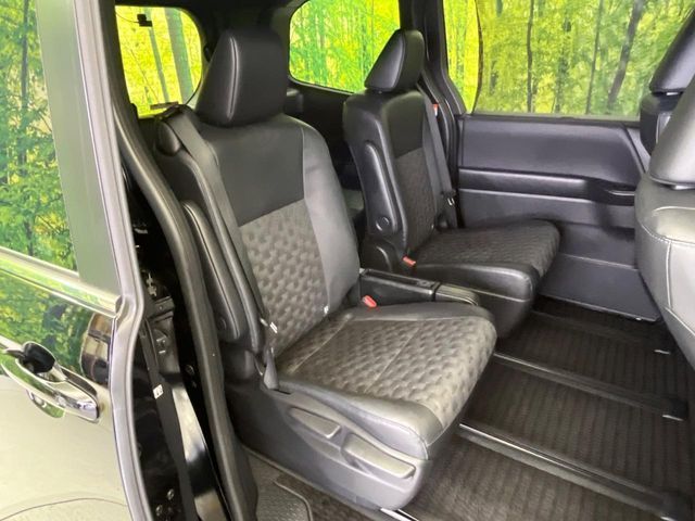 TOYOTA VOXY 2023 Image 31