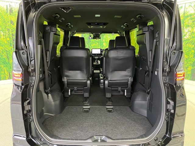 TOYOTA VOXY 2023 Image 31