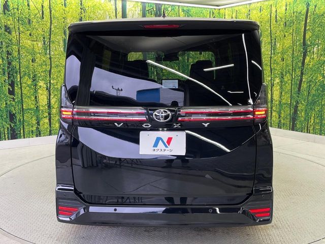 TOYOTA VOXY 2023 Image 31
