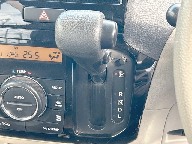 NISSAN ROOX 2011 Image 31