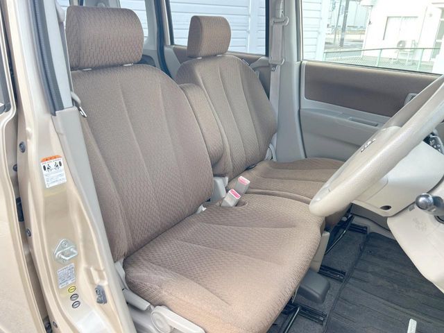 NISSAN ROOX 2011 Image 31