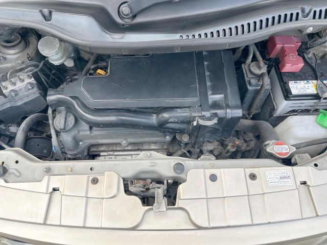 NISSAN ROOX 2011 Image 31