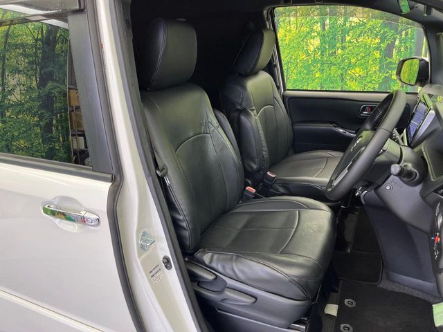 TOYOTA VOXY 2020 Image 31