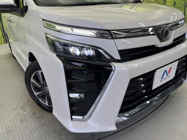 TOYOTA VOXY 2020 Image 31
