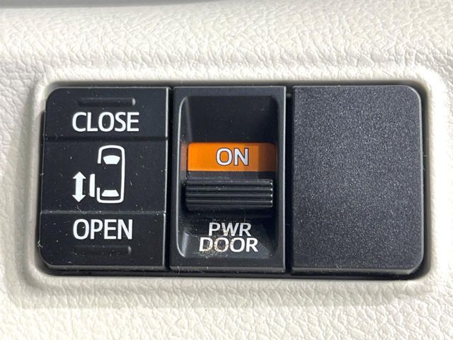 TOYOTA SIENTA 2017 Image 31