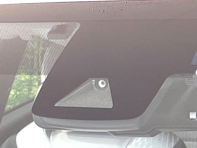 TOYOTA PRIUS 2017 Image 31