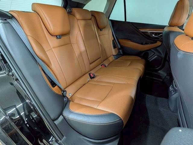 SUBARU LEGACY OUTBACK 2022 Image 31