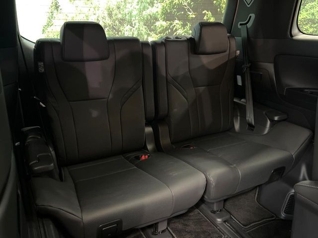 TOYOTA ALPHARD HYBRID 2025 Image 31