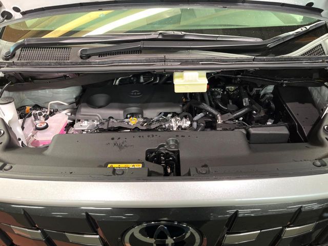 TOYOTA ALPHARD HYBRID 2025 Image 31